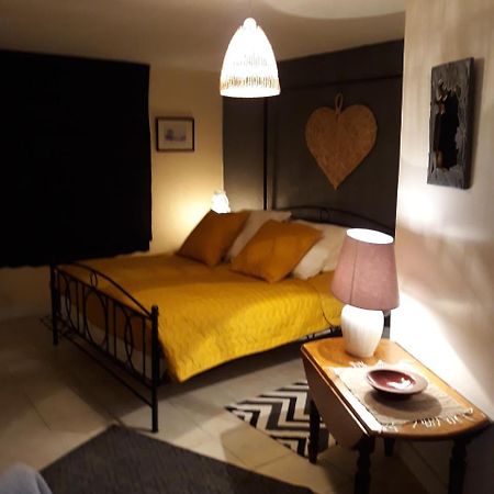 Hôtel Chateau Nardou à Saint-Sulpice-et-Cameyrac Extérieur photo